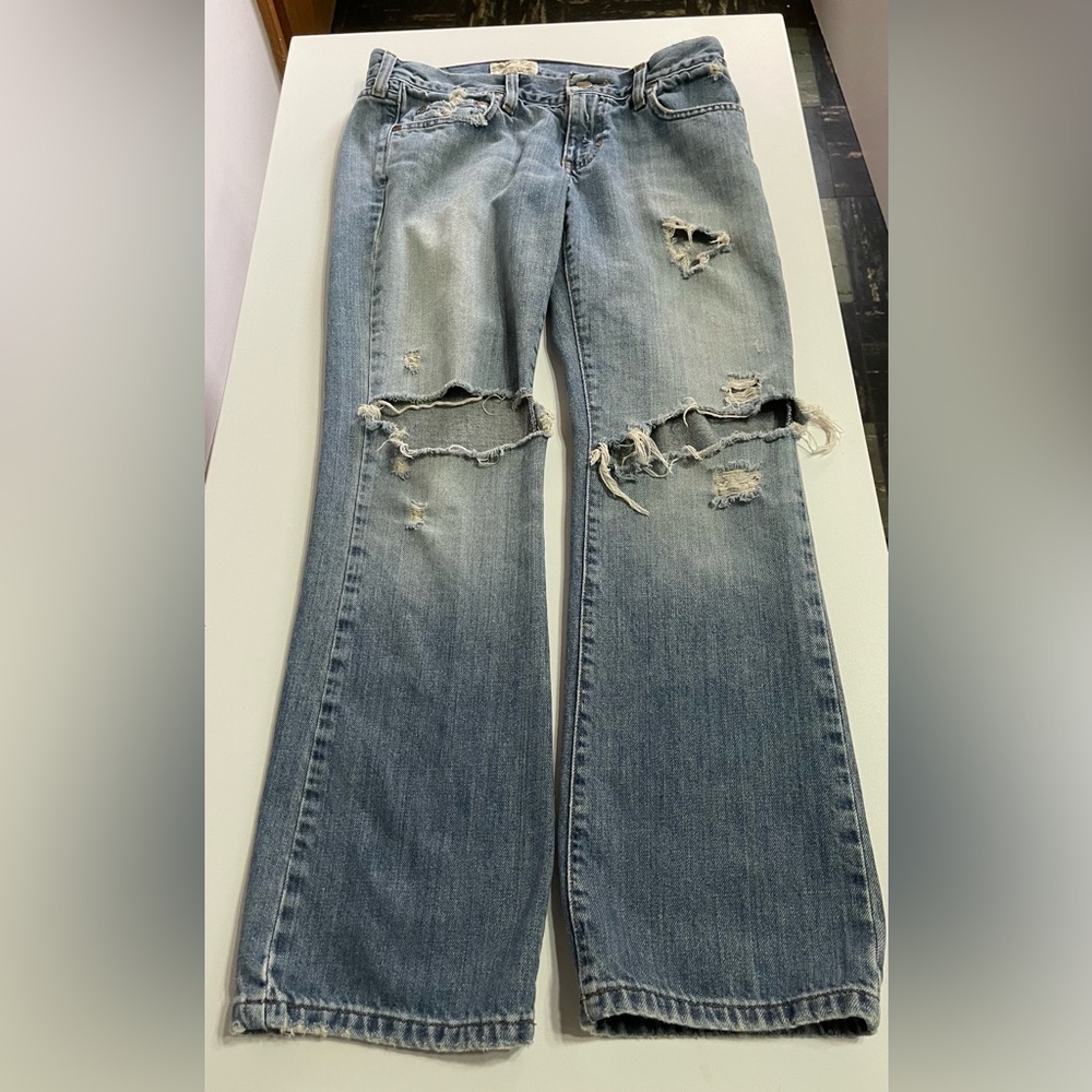Abercrombie & Fitch Distressed wide leg Jeans Size 6